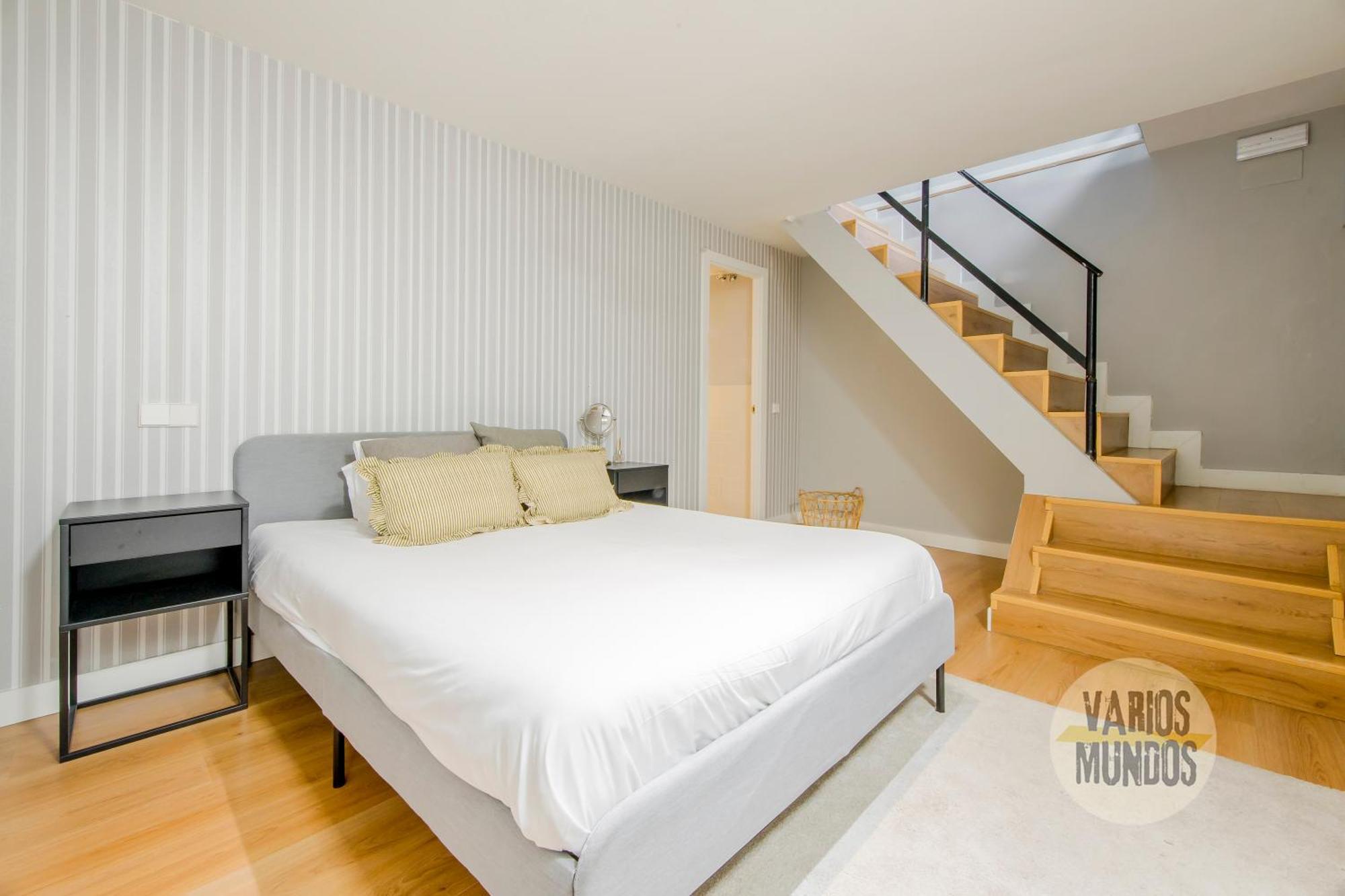 Modern Apt & Cool Interior Design A 20 Metros Del Retiro E1 Madrid Exterior foto
